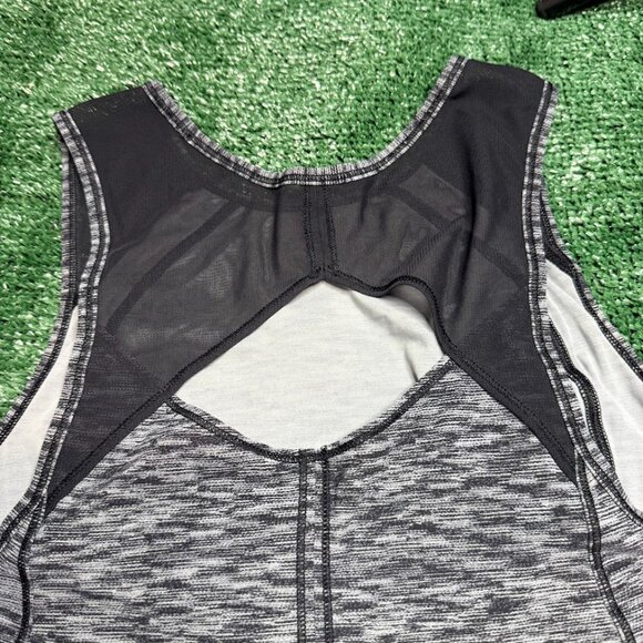 Lululemon Splatter Heather Black  Sculpt Tank Top Lightweight Yoga Tunic Size 8 - Picture 12 of 13